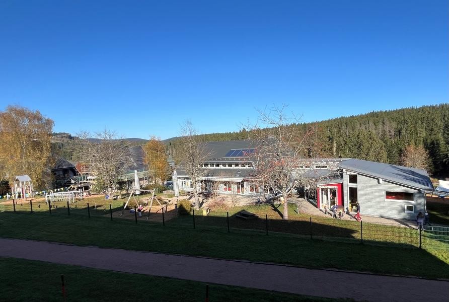 Sommeransicht Kinderinsel Sommeransicht Kinderinsel